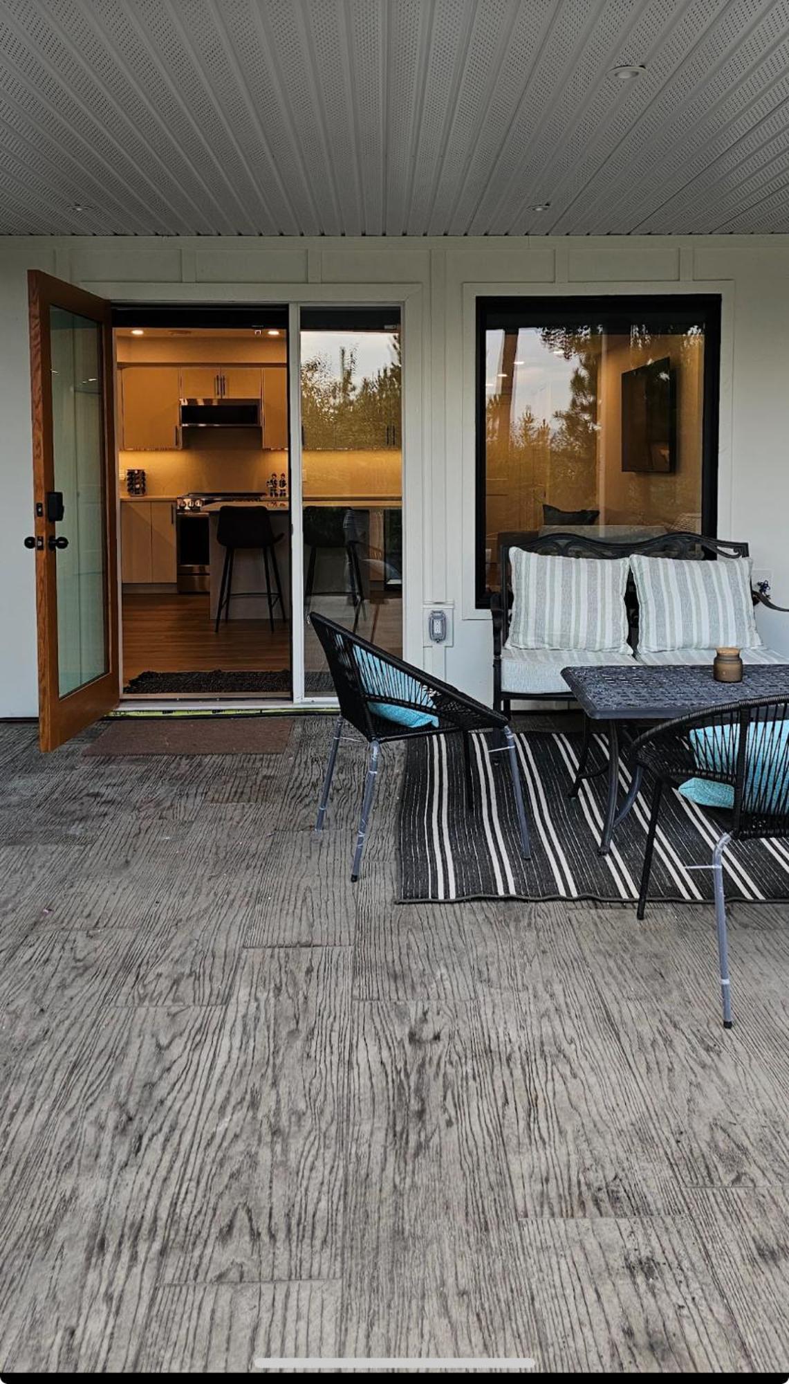 Kelly'S Sunset Lake Retreat Shawnigan Lake Buitenkant foto